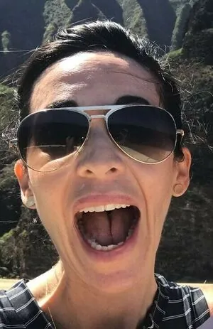 Carrie Gebb content