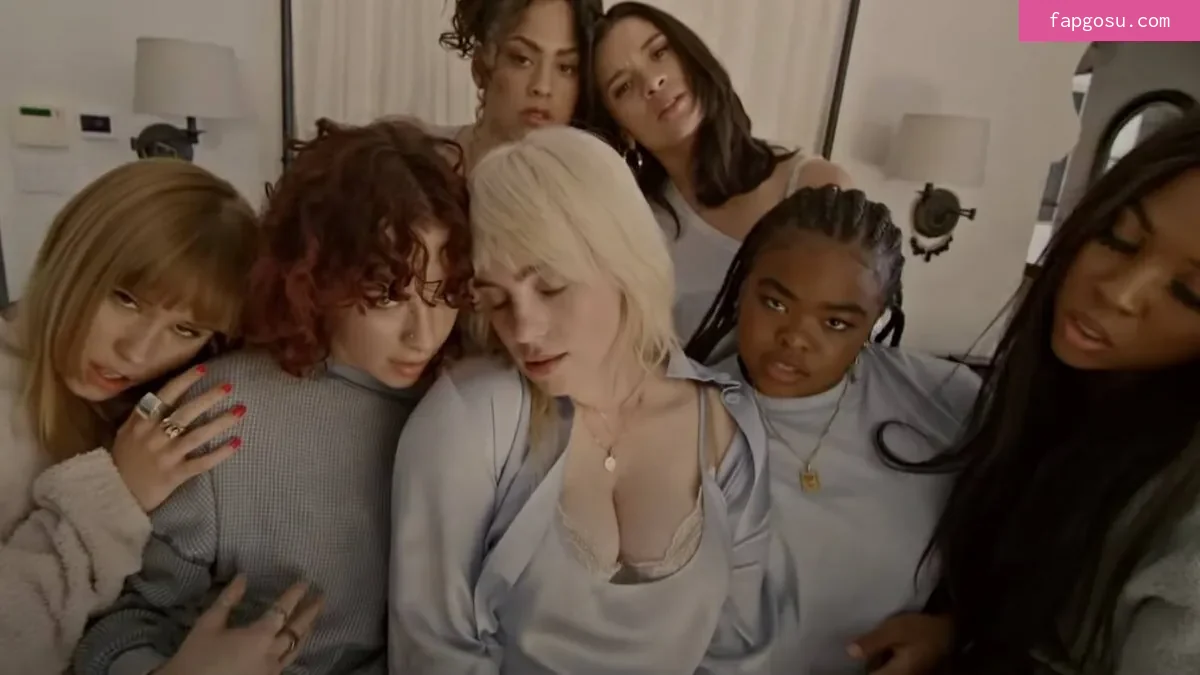 Celebrity Guilty Pleasures & Underrated Women