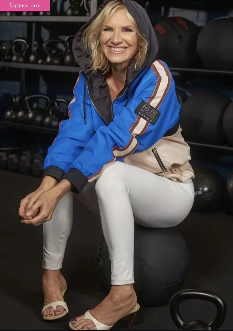 Celebrity Guilty Pleasures & Underrated Women