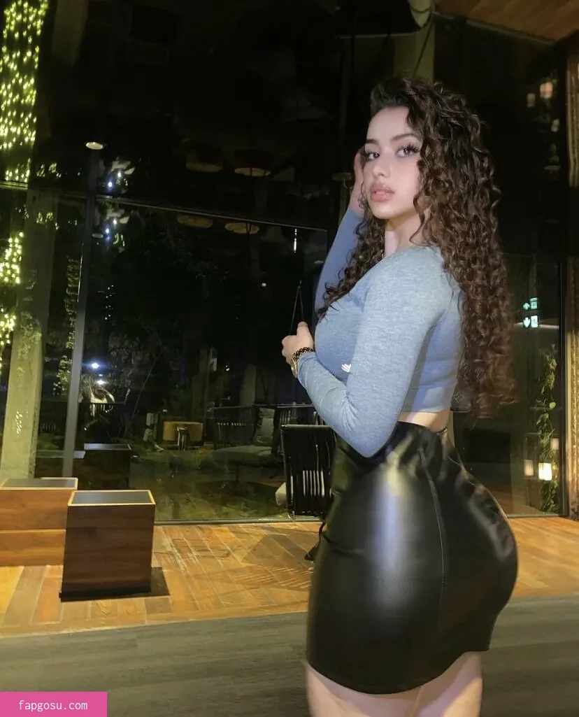 Curvy Goddesses
