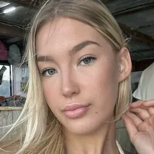 Chloesmorris_