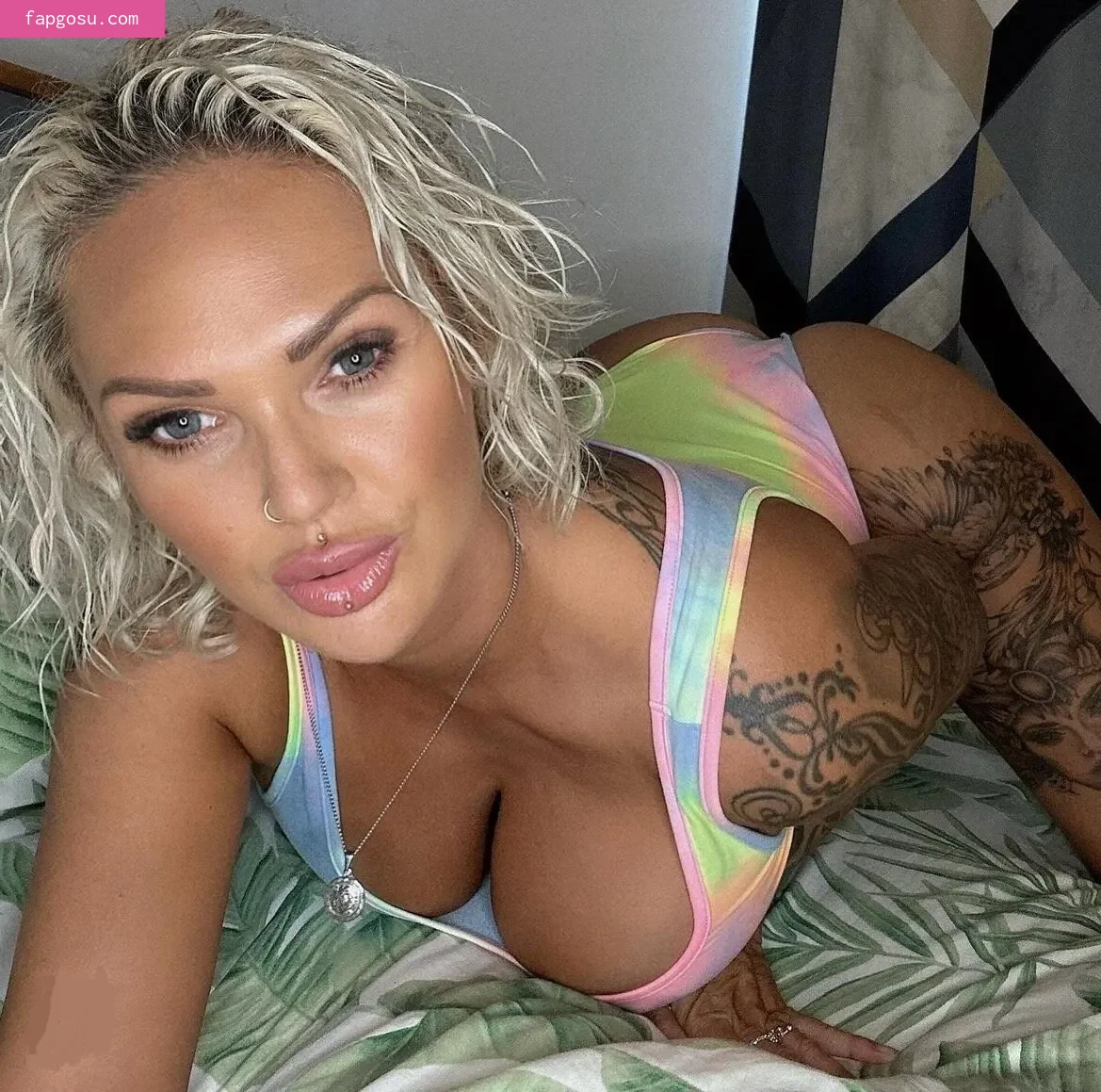 Camilla Jayne - Photo #2