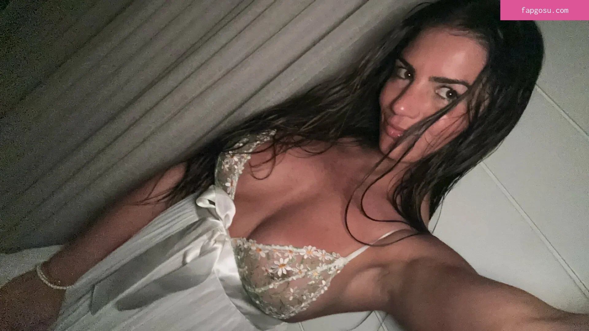 Carlie Jo