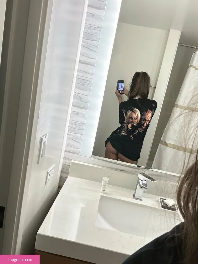 Carlie Jo