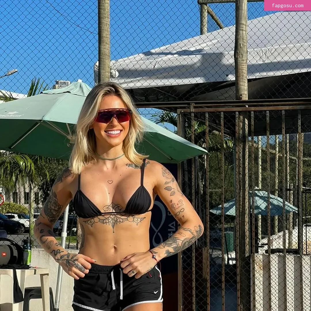 Cassia Lourenço