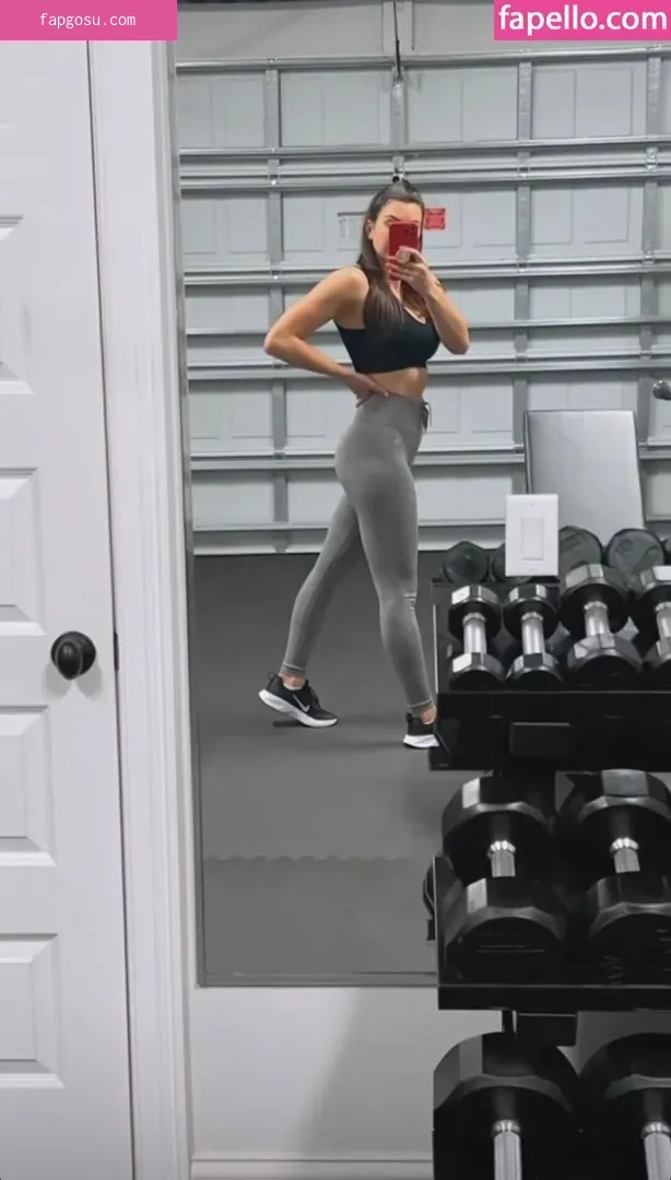 Cassie Lee