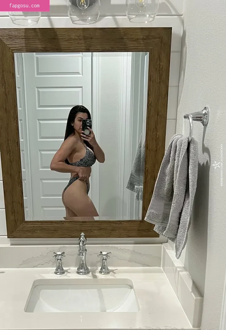 Cassie Lee