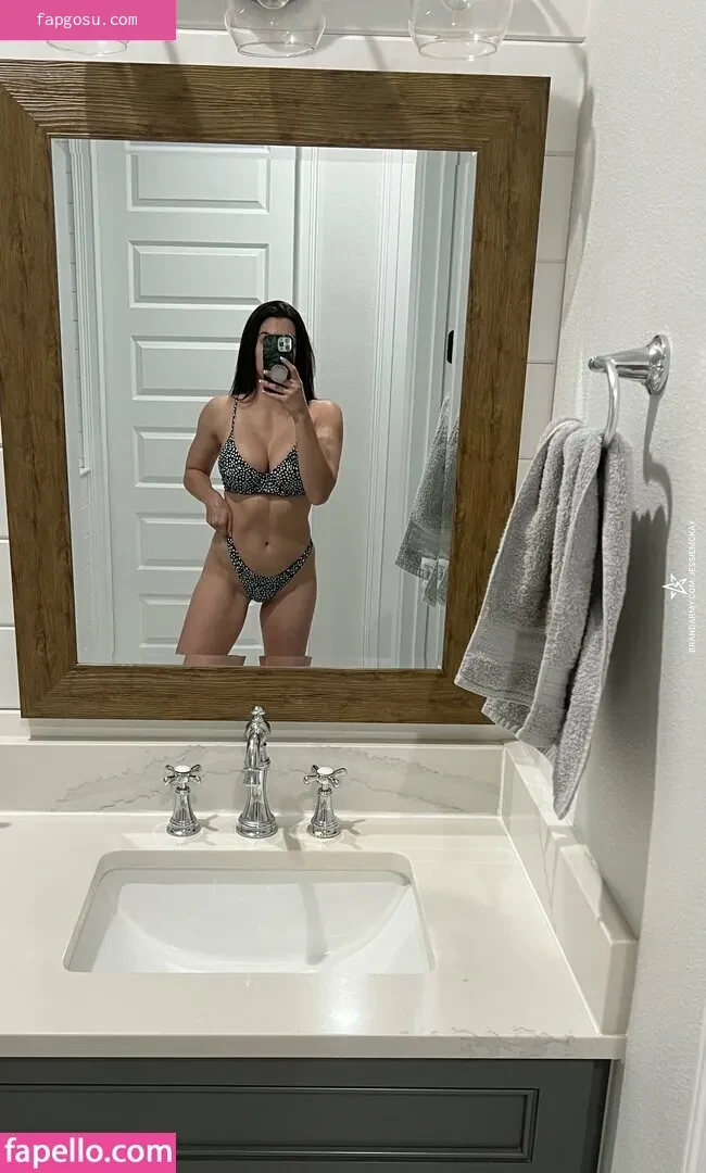 Cassie Lee