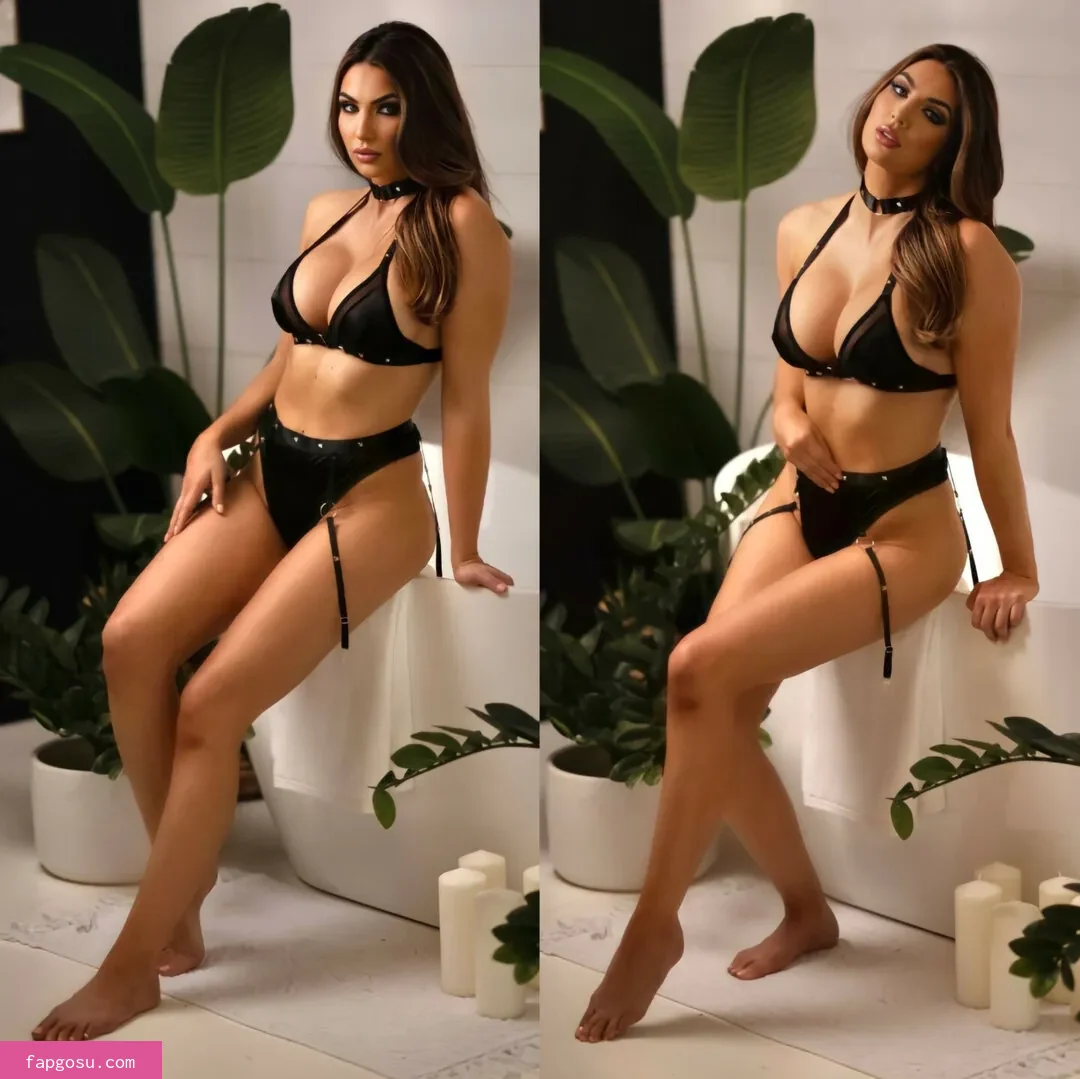 Cassie Lee