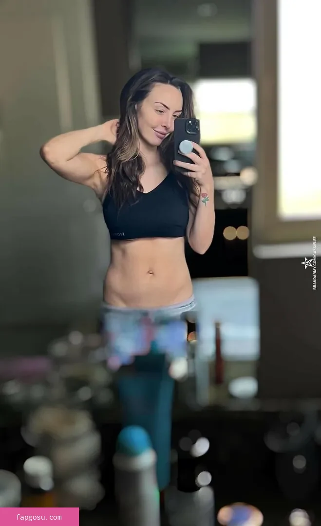 Cassie Lee