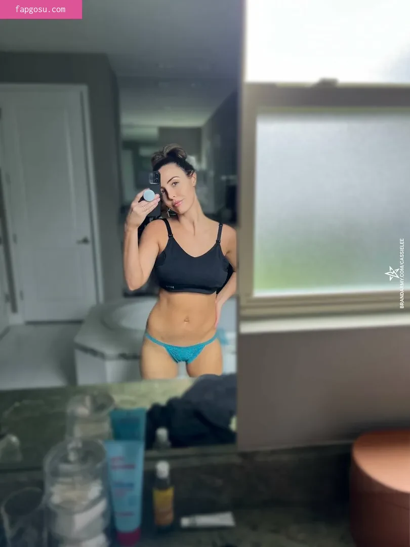 Cassie Lee