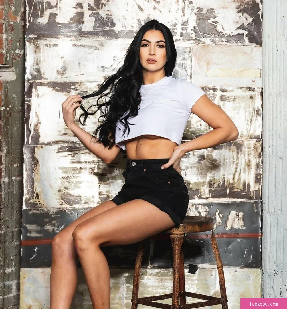 Cassie Lee