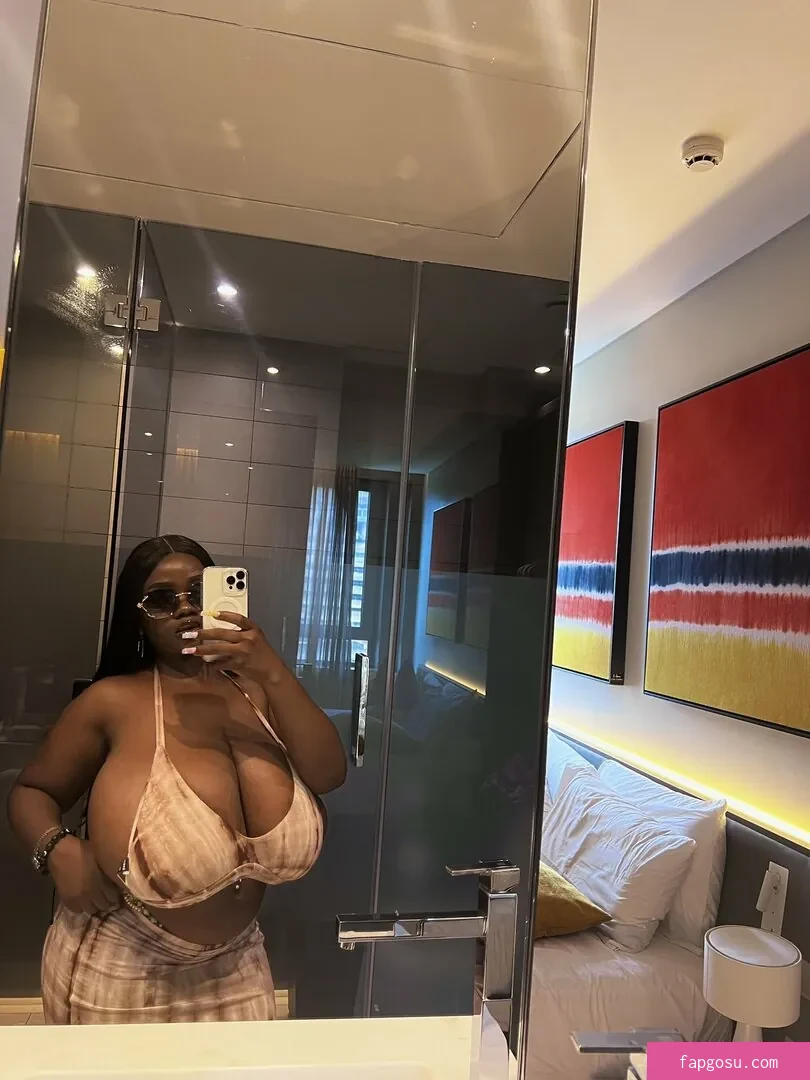Chanel La Croix