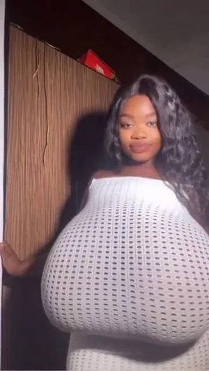 Chanel La Croix content