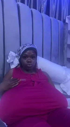 Chanel La Croix content
