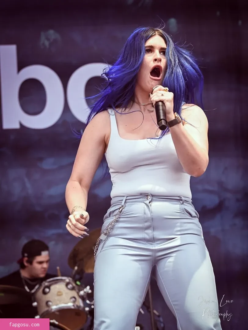 Courtney LaPlante