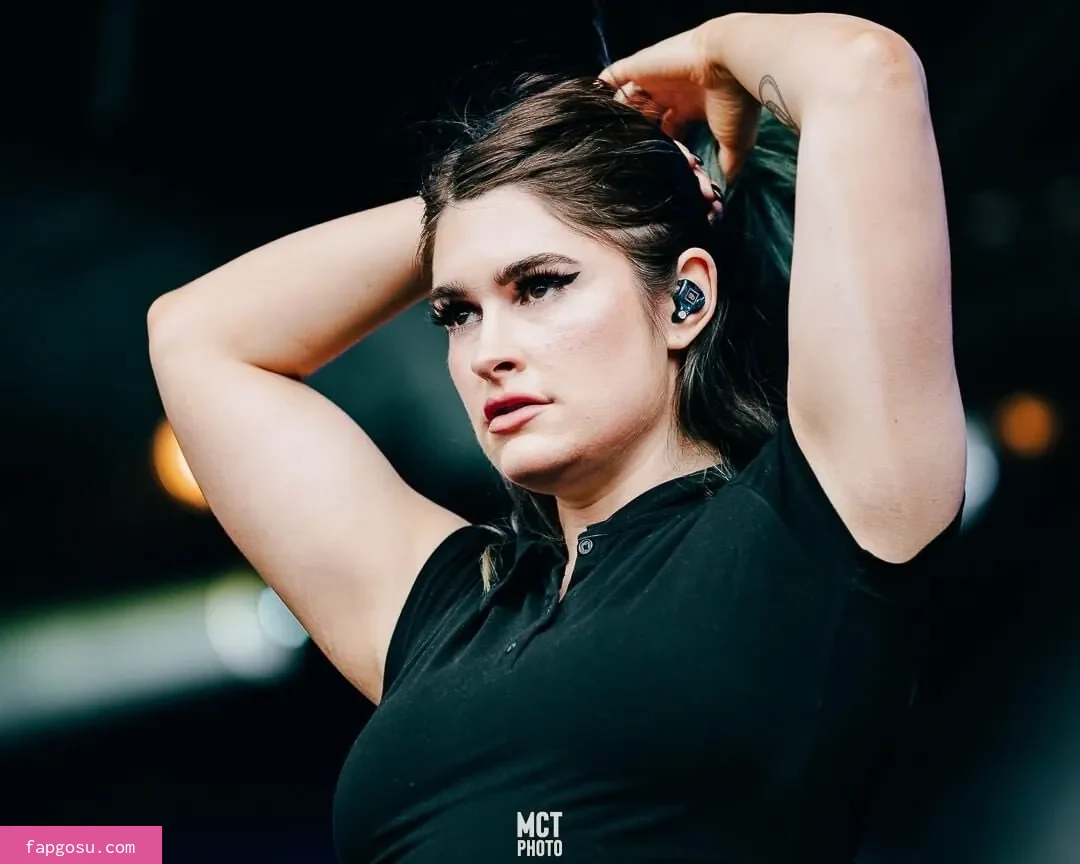 Courtney LaPlante