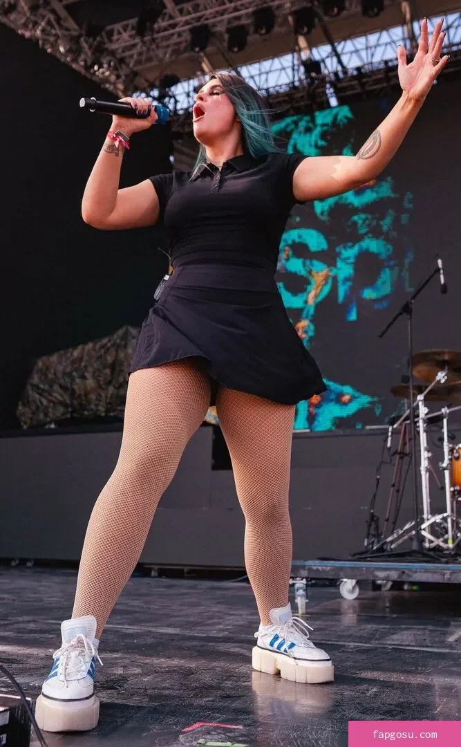 Courtney LaPlante
