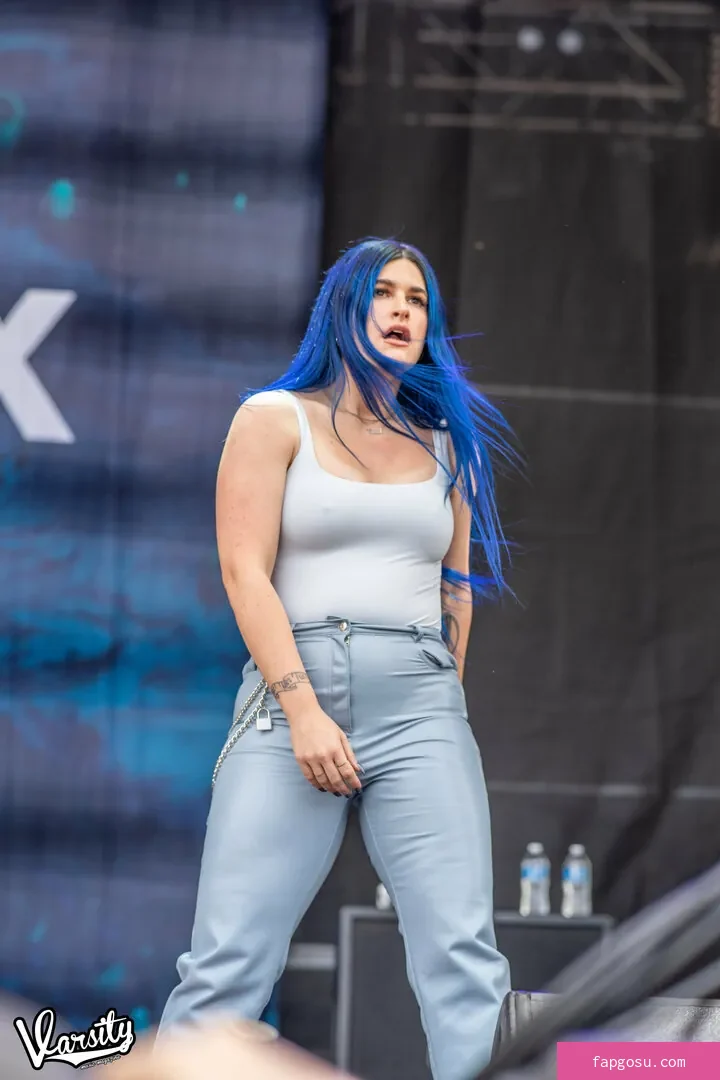 Courtney LaPlante
