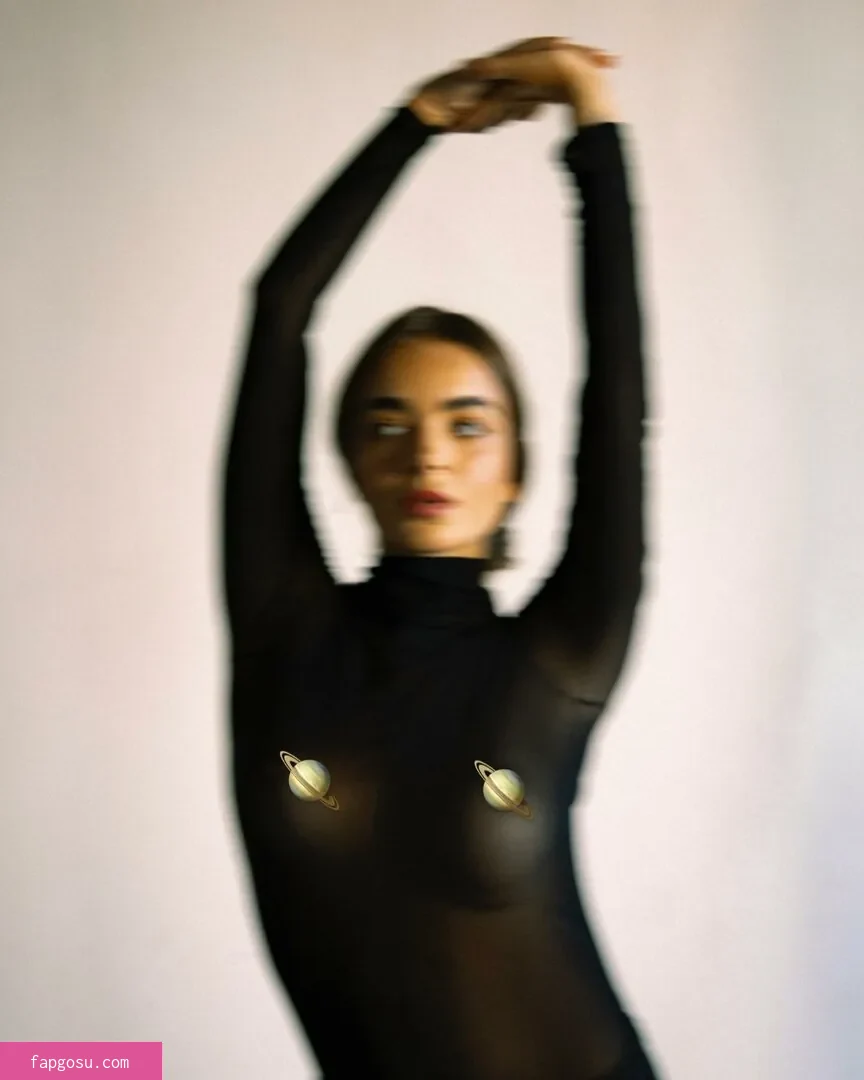 Camila Mayrink