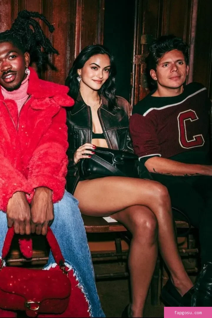 Camila Mendes