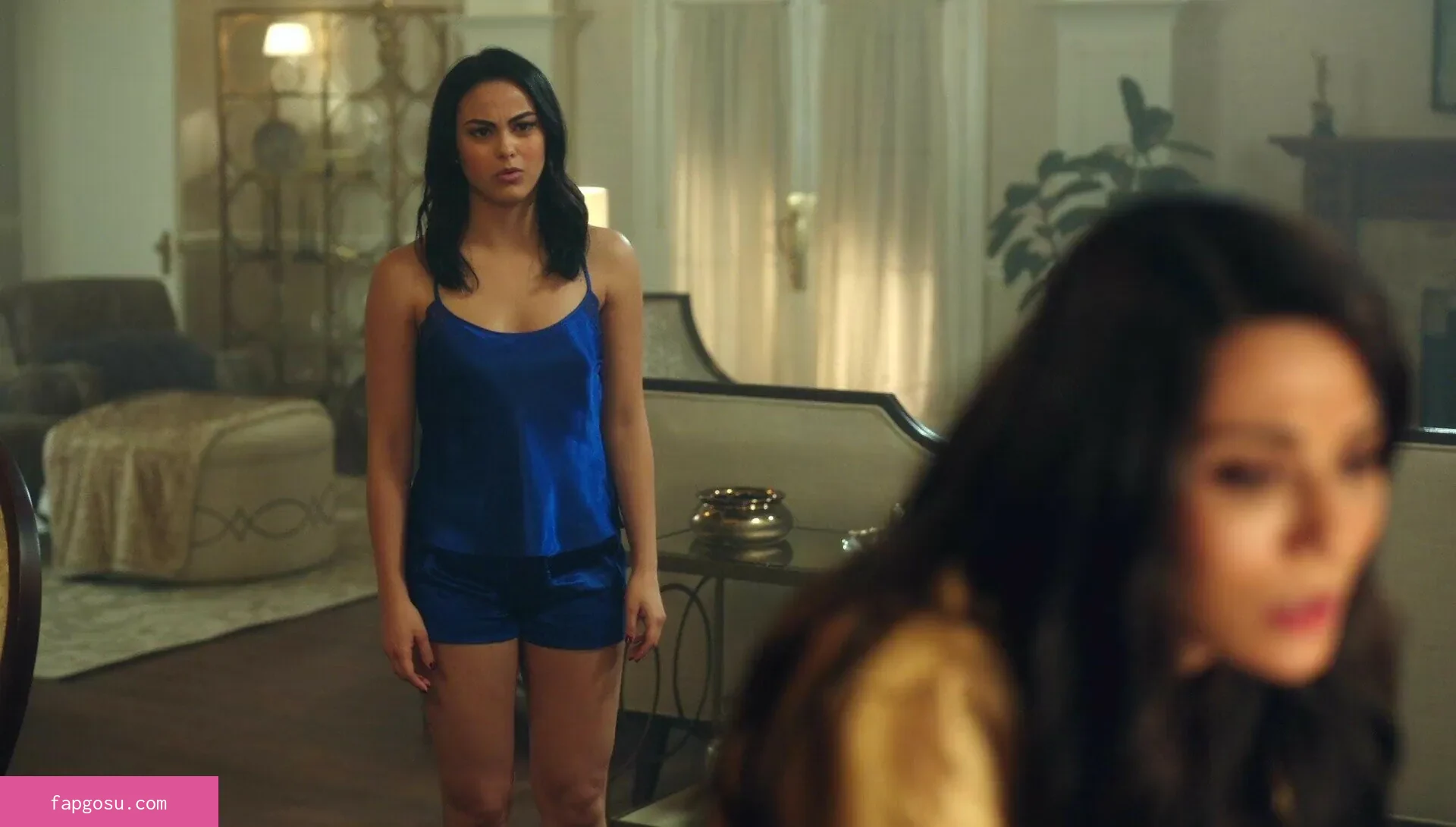 Camila Mendes