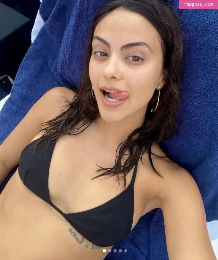 Camila Mendes