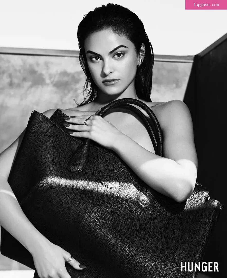 Camila Mendes