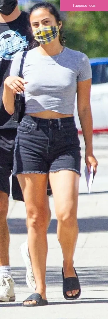 Camila Mendes