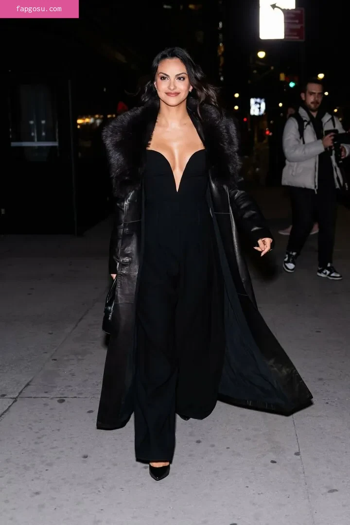 Camila Mendes