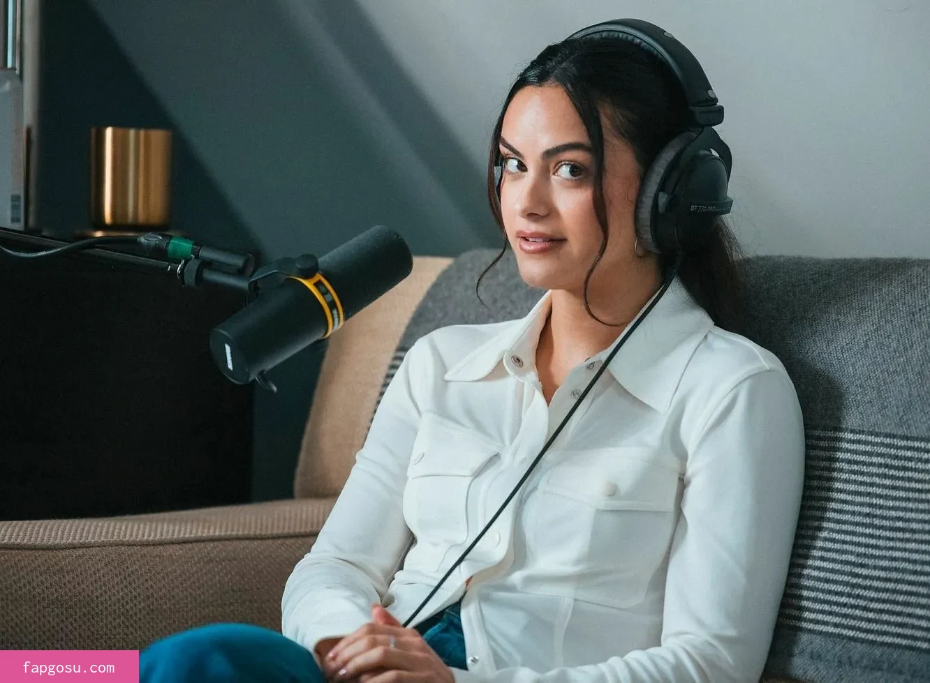 Camila Mendes