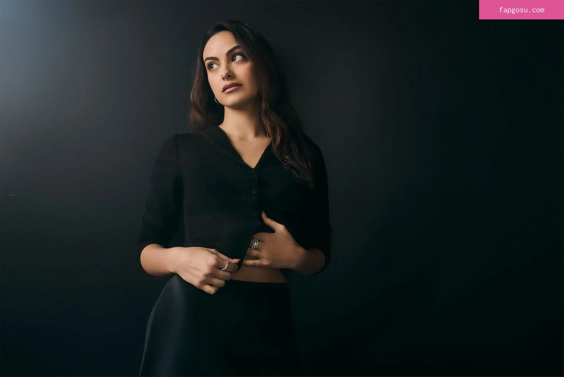 Camila Mendes