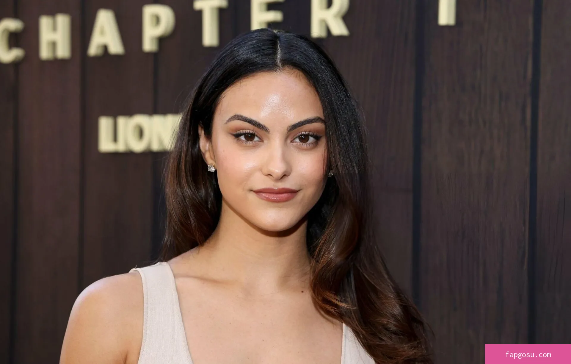 Camila Mendes