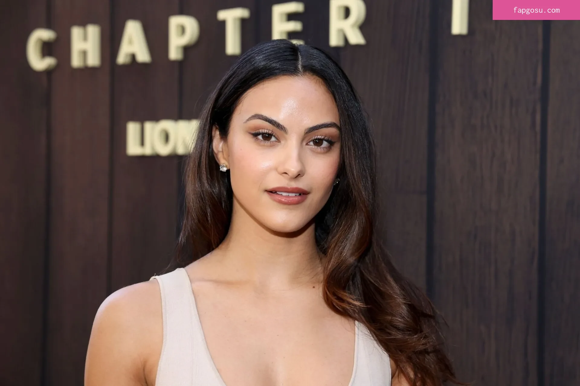 Camila Mendes