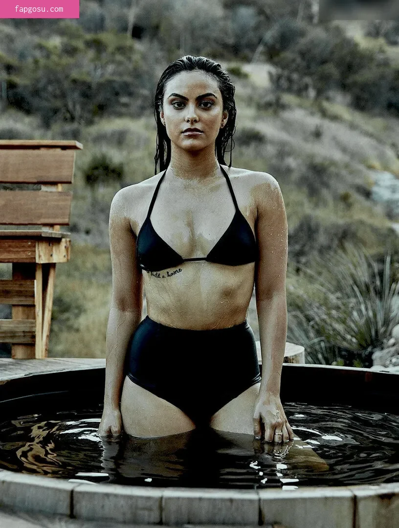 Camila Mendes
