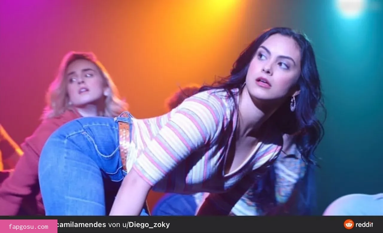 Camila Mendes