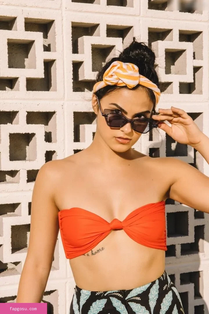 Camila Mendes