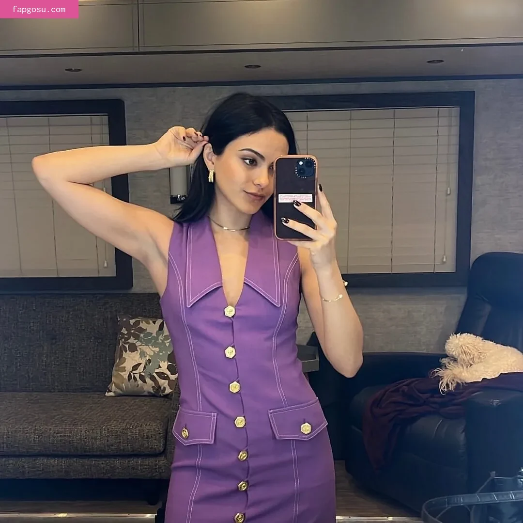 Camila Mendes