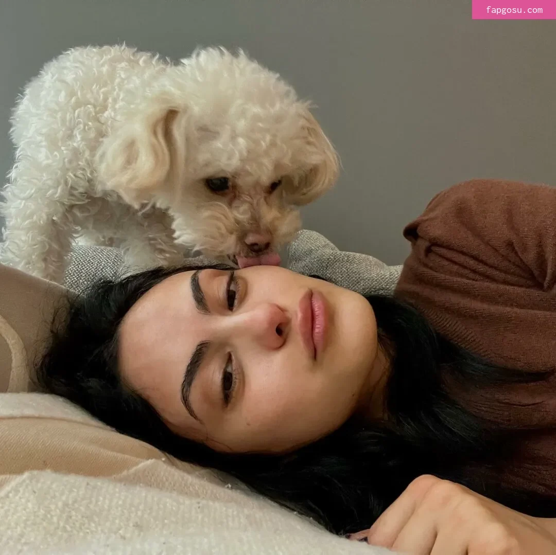 Camila Mendes