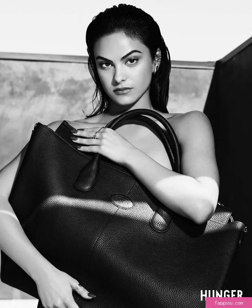Camila Mendes