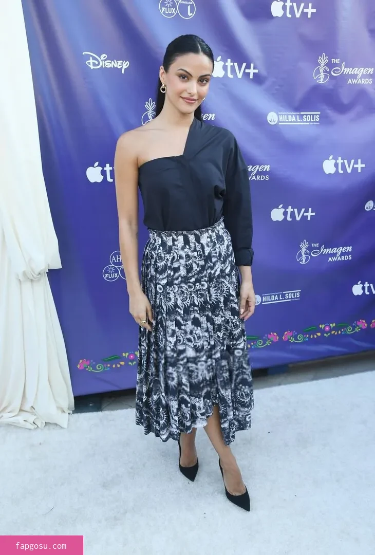 Camila Mendes