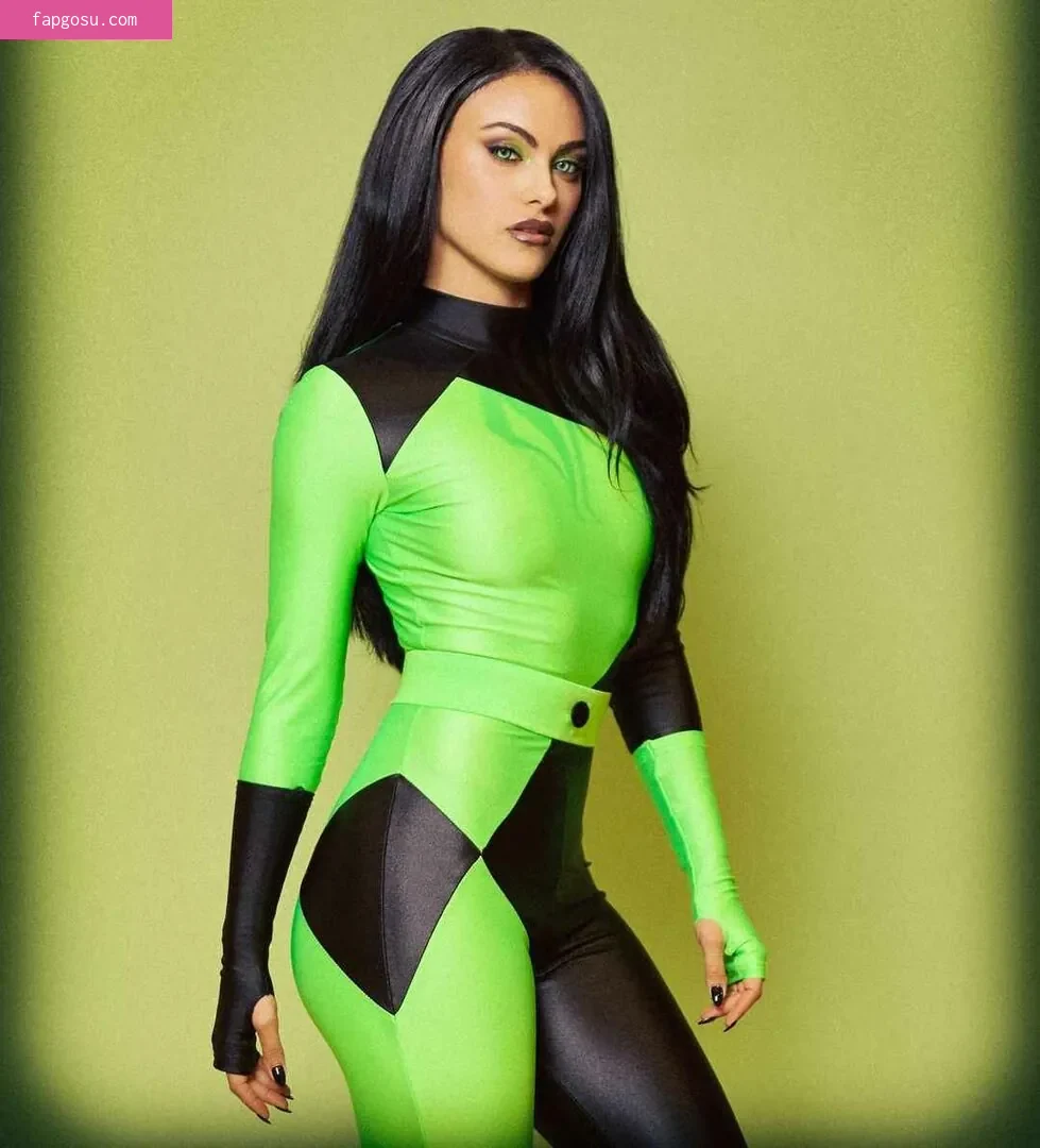 Camila Mendes