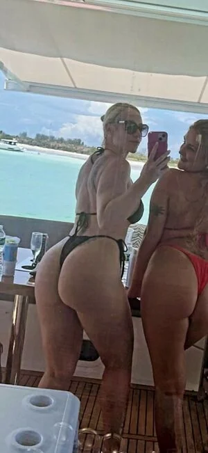 Carolina Monsalve content