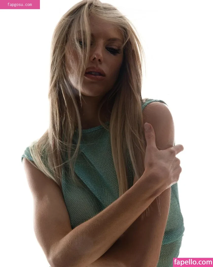 Charlotte McKinney
