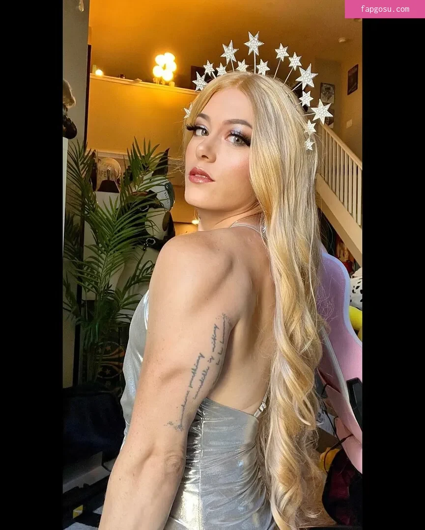 Claire Max