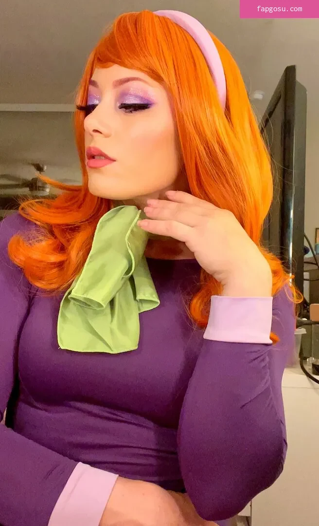 Claire Max