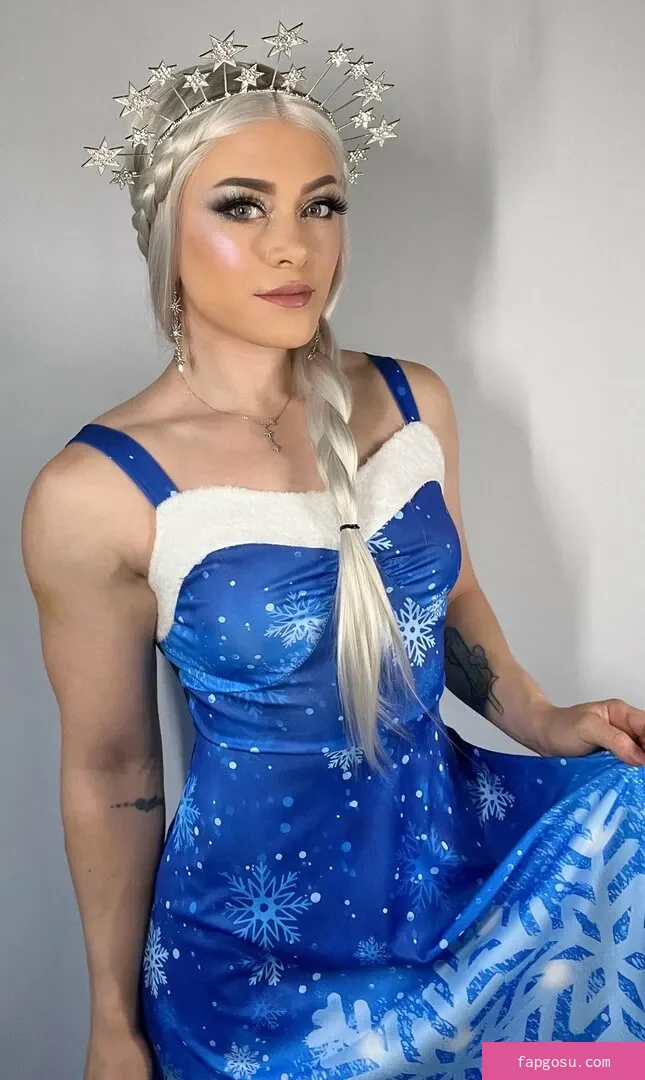 Claire Max