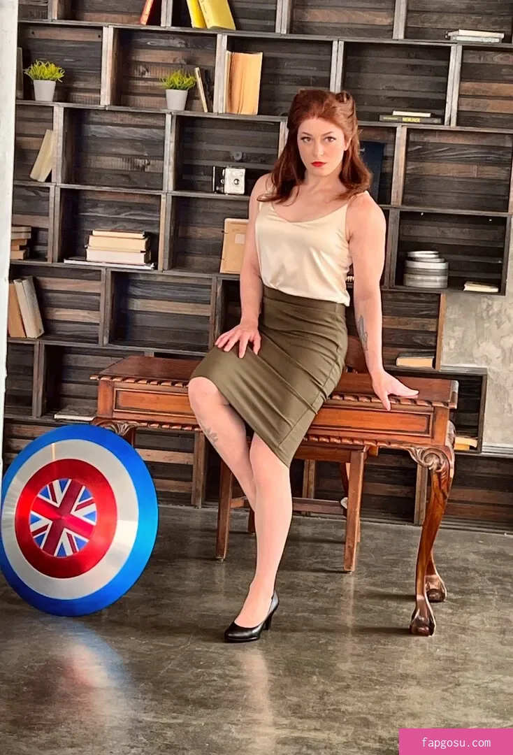 Claire Max