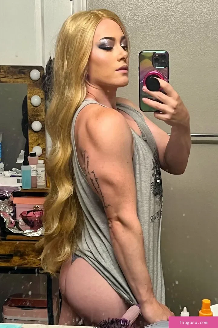 Claire Max