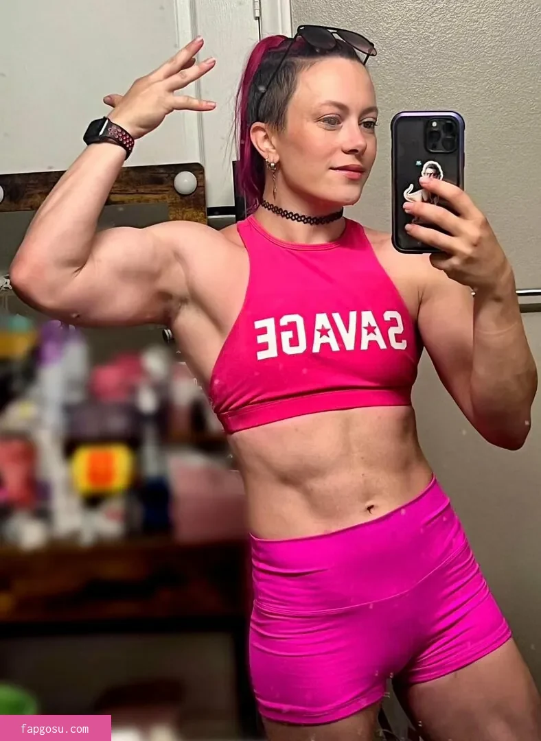 Claire Max